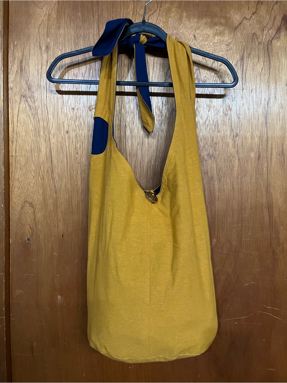 NWT Linen reversible Thai sling bag, blue and yellow shoulder bag with pockets